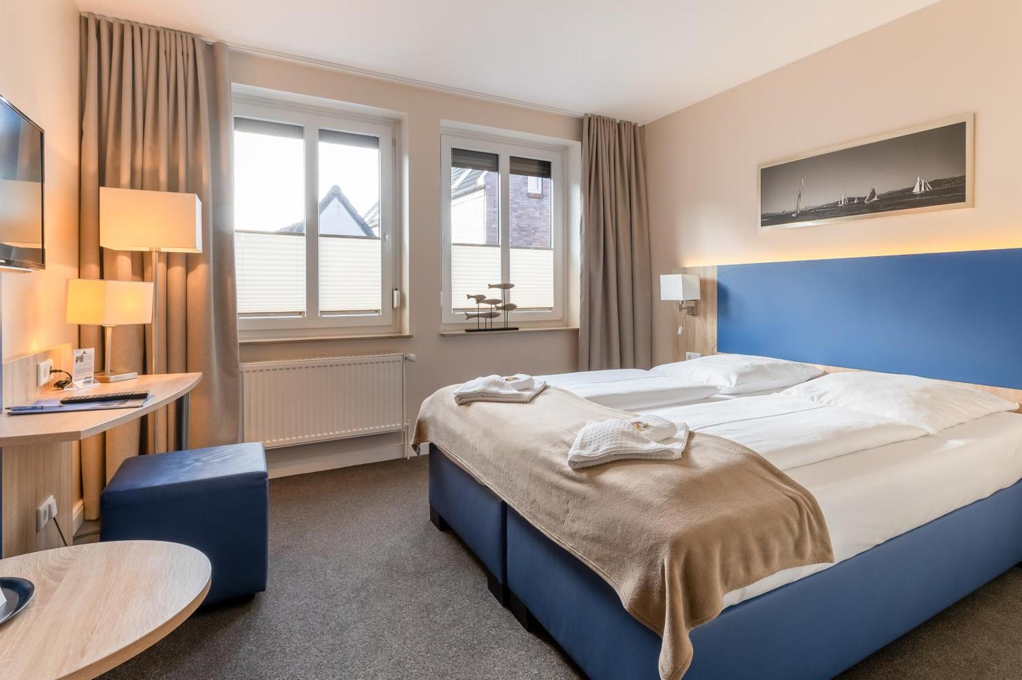 Nordsee-Hotel Hinrichsen Husum  Bagian luar foto